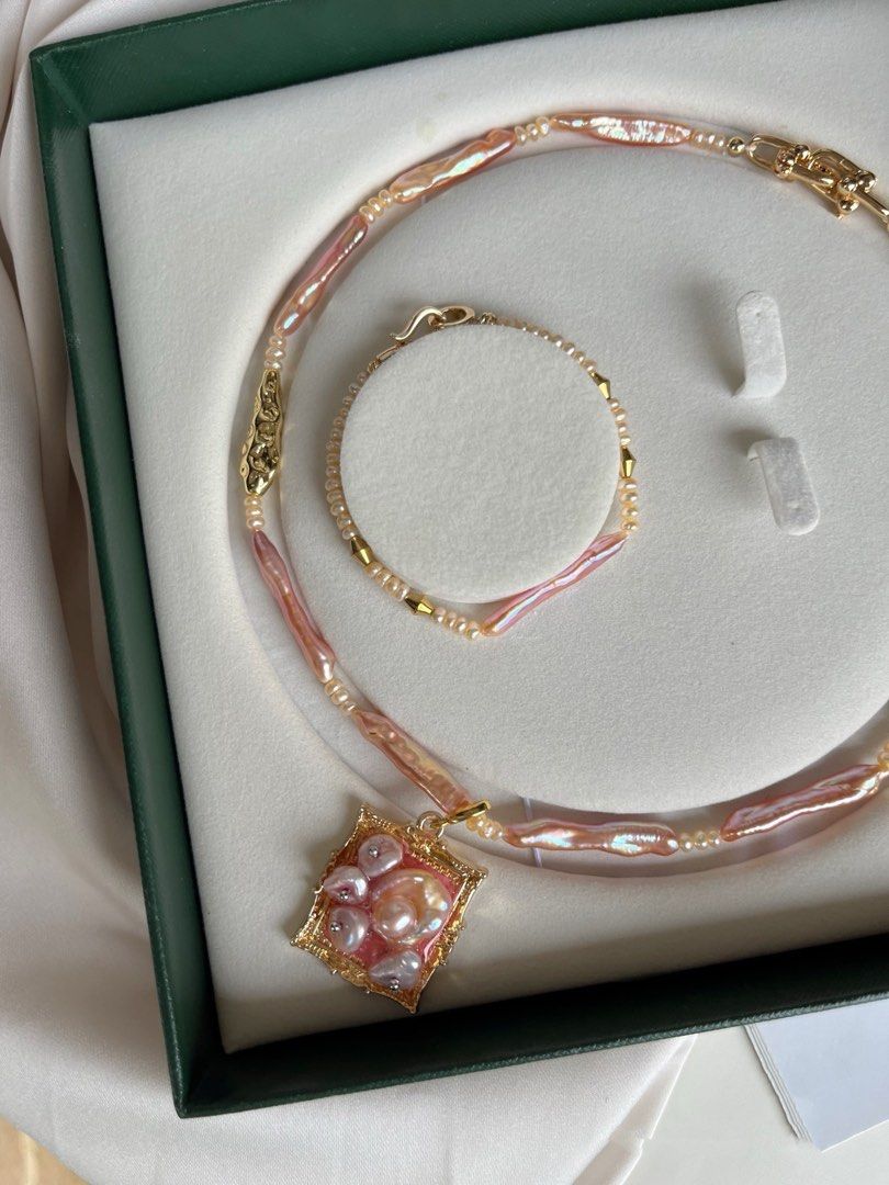 #PN04 Lustrous Lute|Freshwater Pearl Necklace & Bracelet Set |Supreme Pink-purple Lustre|Removable Frame Pendant |Baby Pearl