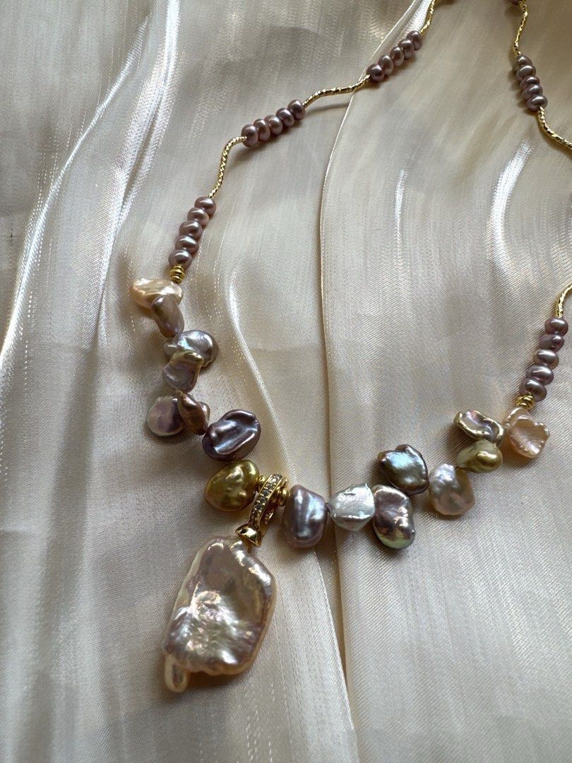 #PN406 Ocean’s Embrace |Freshwater Pearl Necklace |Baby Pearl|Big Petal Pendant |Pearl “Chip”|Lustrous