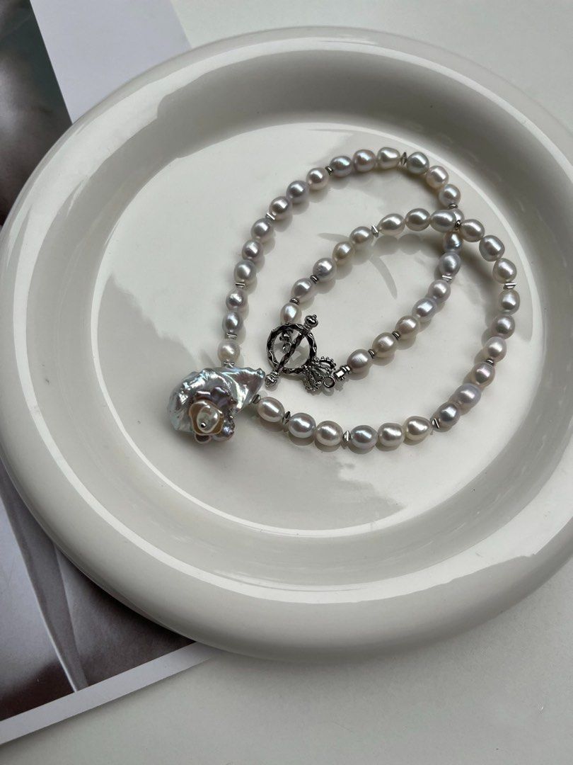 #PN125 Genuine Grey Rose Freshwater Baroque Pearl Necklace |Grey Rice Pearl |Blue-Silver Petal Rose Baroque Pendant