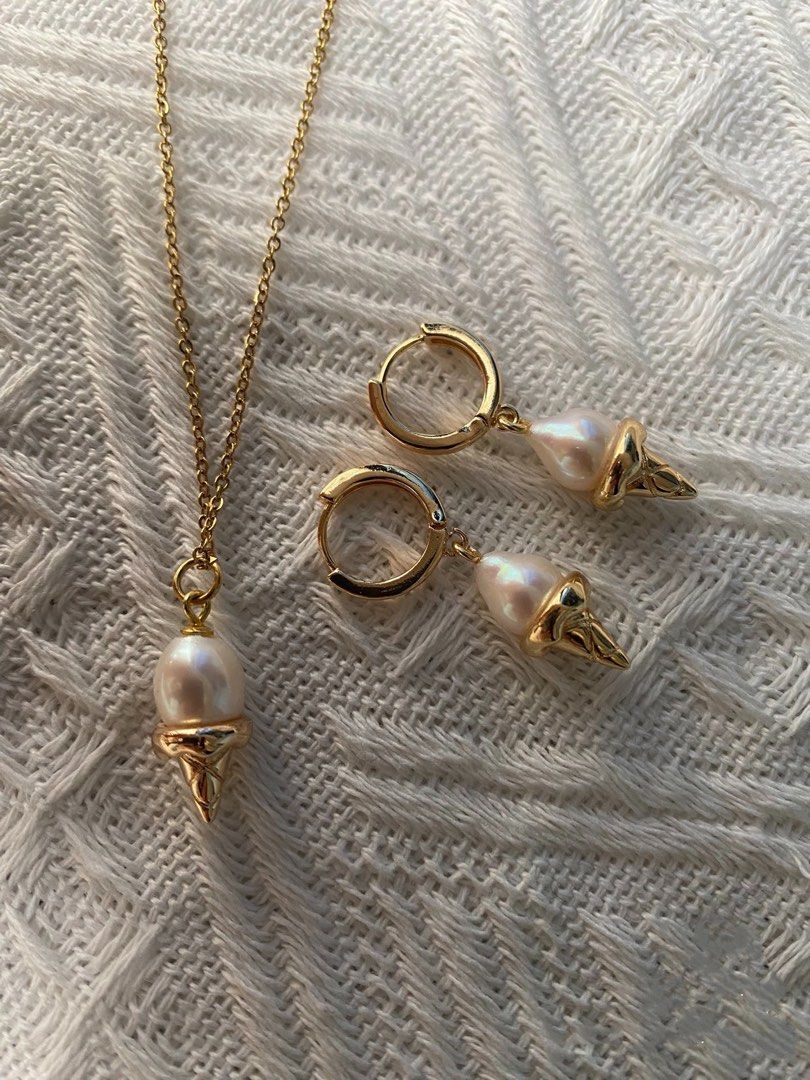 #PN215 Freshwater Pearl Necklace & Earrings Set|Ice Cream|White Pearls|Original Design