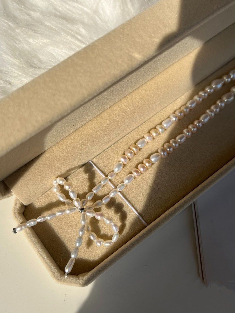 #PN86 Classic Bow|Freshwater Pearl Necklace |Bow Design |Lustrous|Baroque Pearl |Mixed Shapes