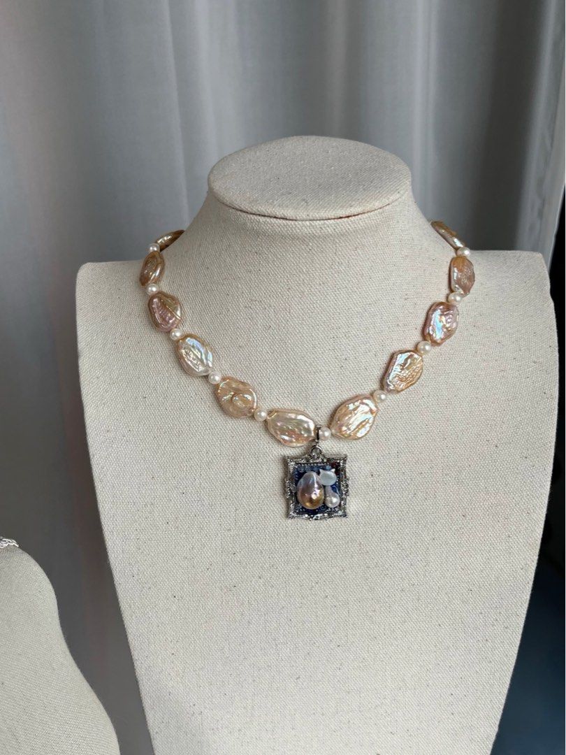 #PN480 Champagne Memory | Freshwater Pearl Necklace |Photo Frame Pendant |Removable|Baroque Pearl |Plate Shaped Pearl