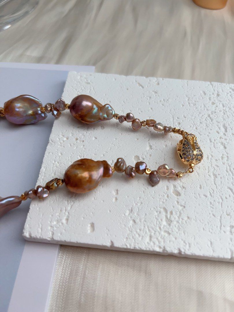 #PN1035 Freshwater Pearl Necklace | Caramel Pudding | Copper Vintage Golden Shade Fishtail Baroque | Thick Layer| Green-ish| 42cm| Flower Clasp| Old Money Style