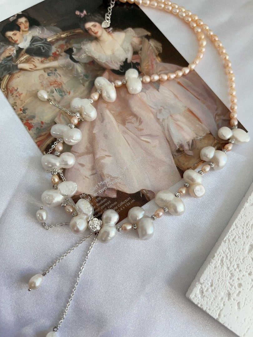 #PN1106 Freshwater Pearl Necklace| Dangling Pearl| 15mm White Peanut 🥜 Pearl| 4-5mm Champagne Rice Baroque| 44+5cm| Fun & Energetic