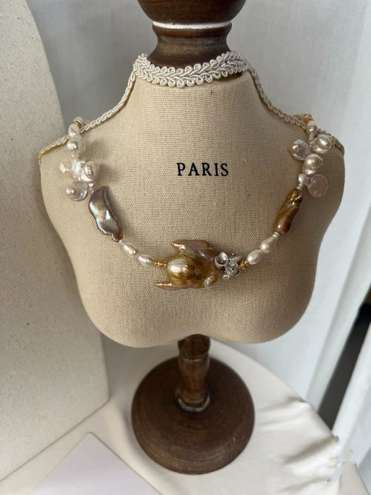 #PN325 [Floral Series] Golden Angel|Freshwater Pearl Necklace |Silver Lustre Pearl-on-petal|Champagne