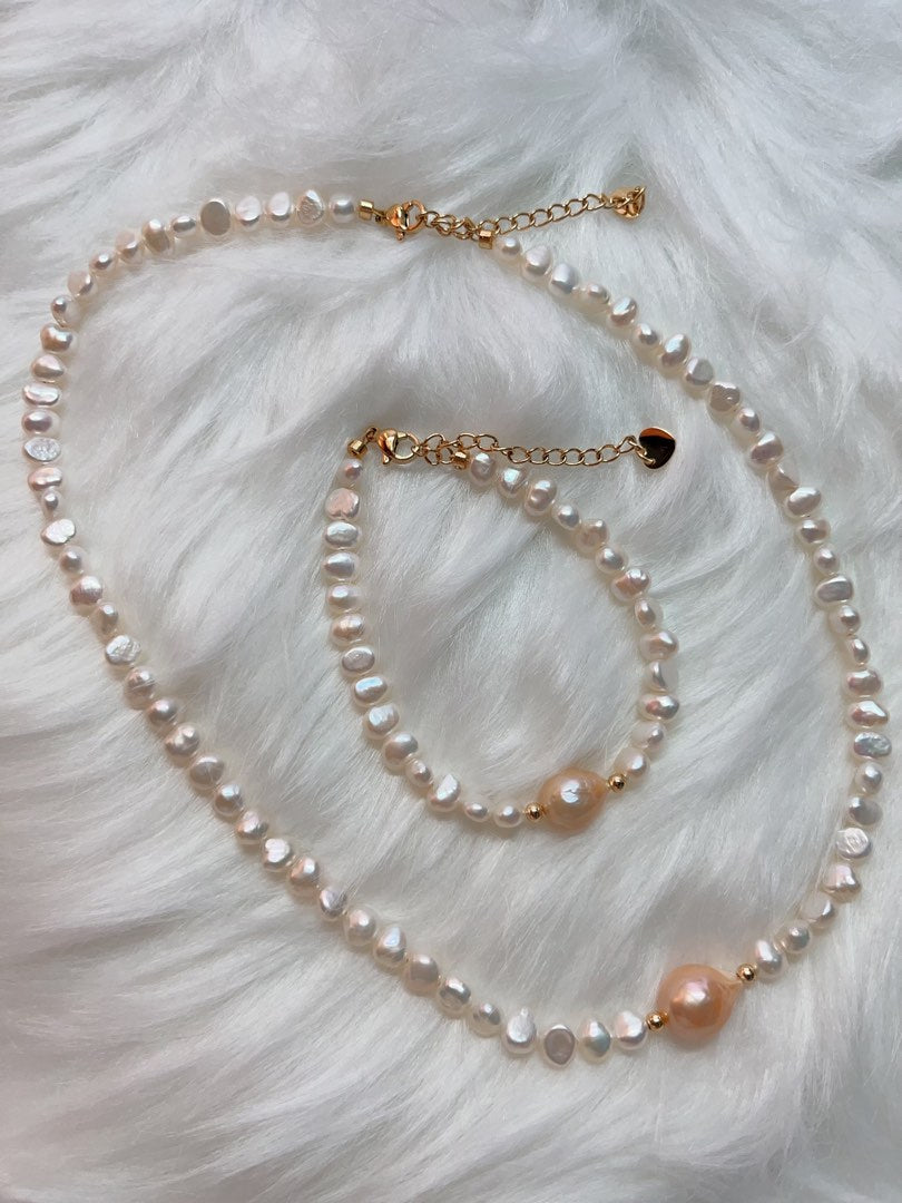 #PN405 Pink in White| Freshwater Pearl Necklace & Bracelet Set | Big Baroque Pearl | Champagne Pink| White Baroque Pearl | Lustrous
