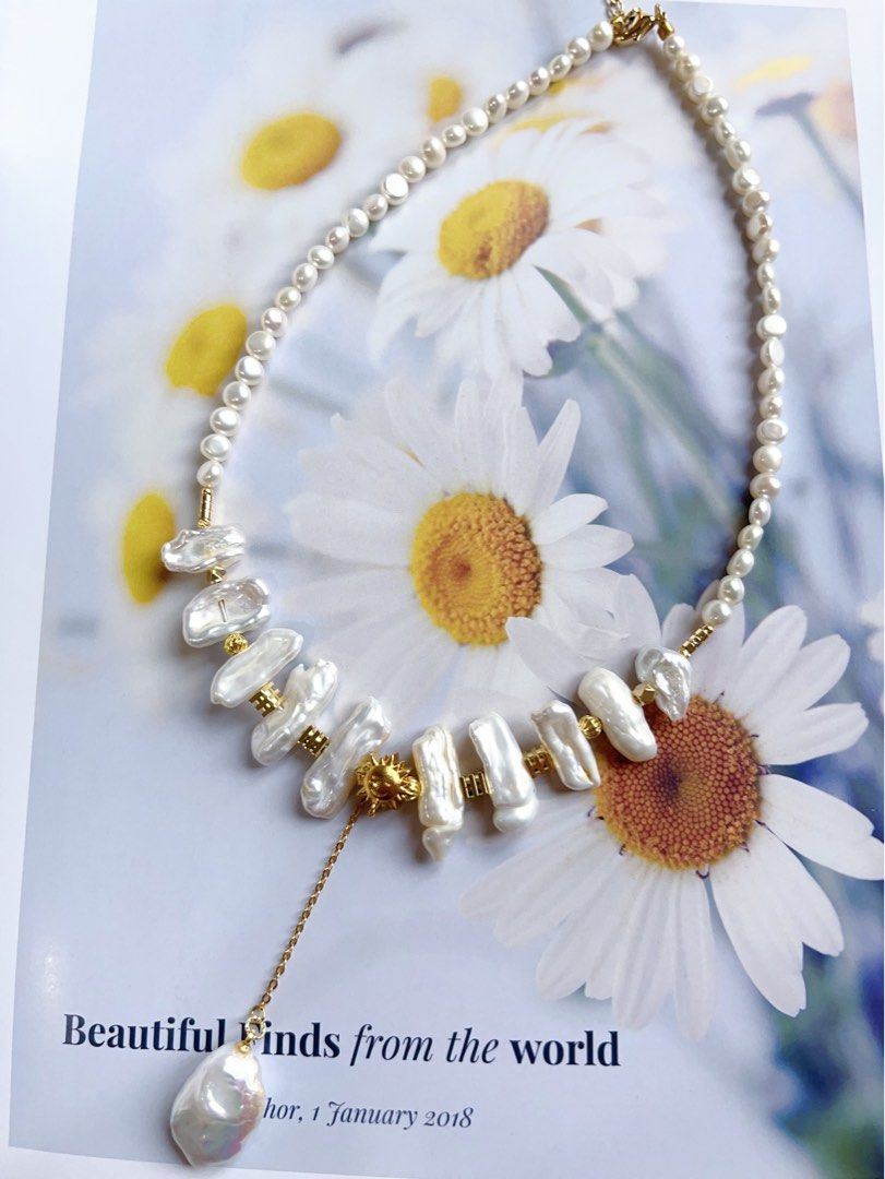 #PN384 [Sale][Floral Series] Handmade Original Design Freshwater Pearl Necklace |White “Lute” Shaped Baroque Pearl |”Sun & Dripping Petal” Pendant