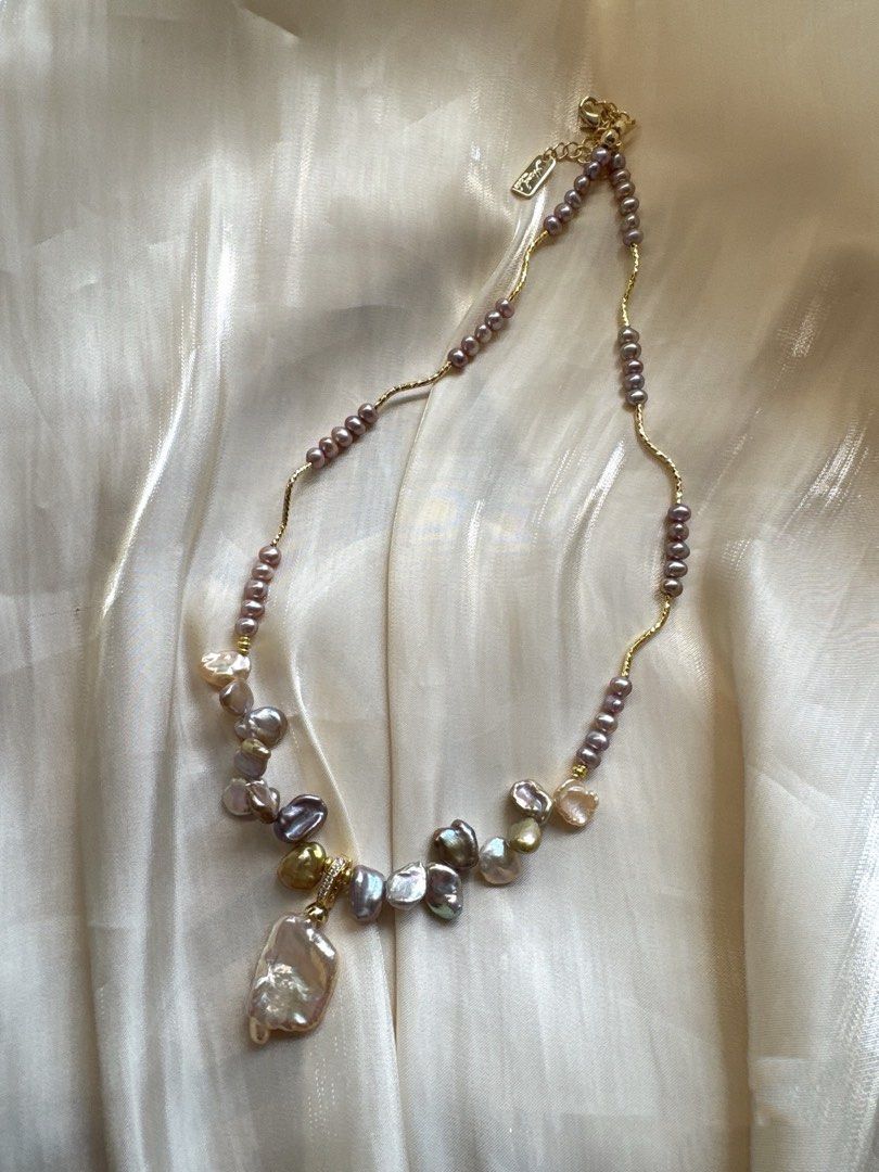 #PN406 Ocean’s Embrace |Freshwater Pearl Necklace |Baby Pearl|Big Petal Pendant |Pearl “Chip”|Lustrous
