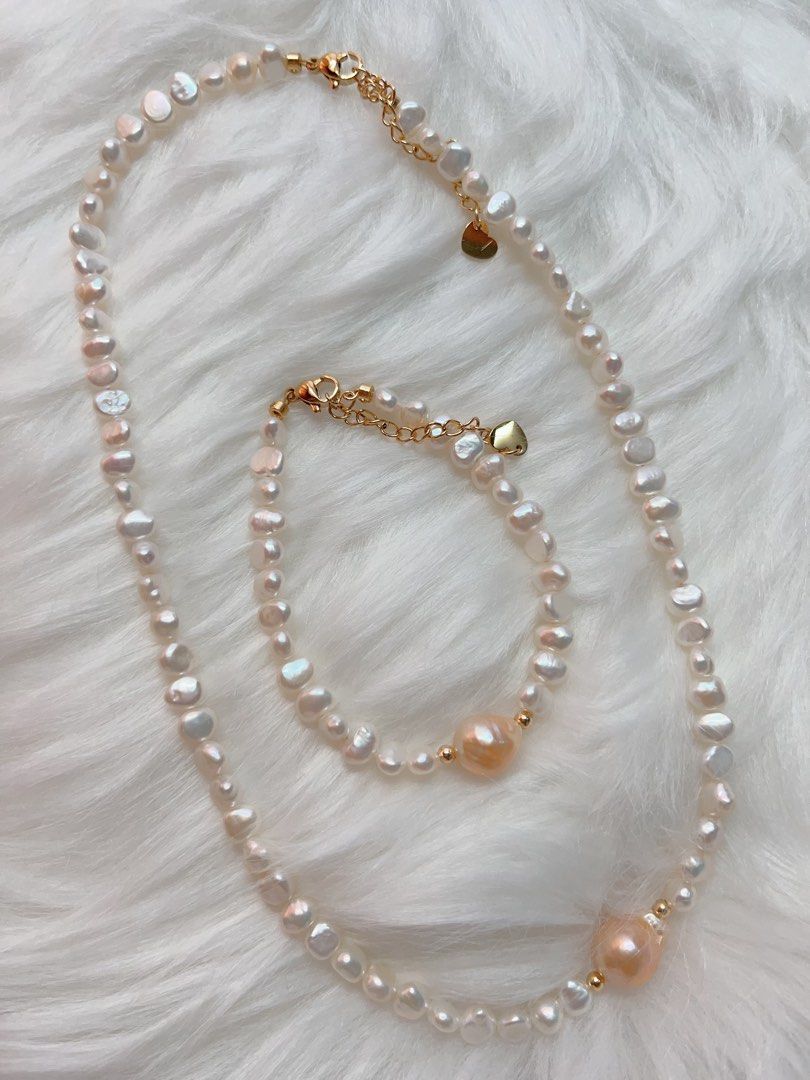 #PN405 Pink in White| Freshwater Pearl Necklace & Bracelet Set | Big Baroque Pearl | Champagne Pink| White Baroque Pearl | Lustrous