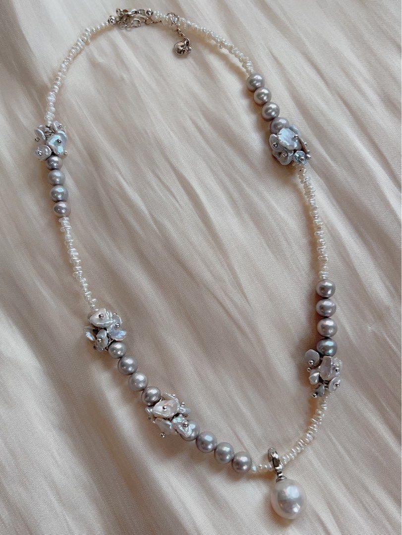#PN157 [Floral Series] Genuine Freshwater Pearl Necklace |Silver Grey|Removable Edison Pendant |Baby Petals Pearl