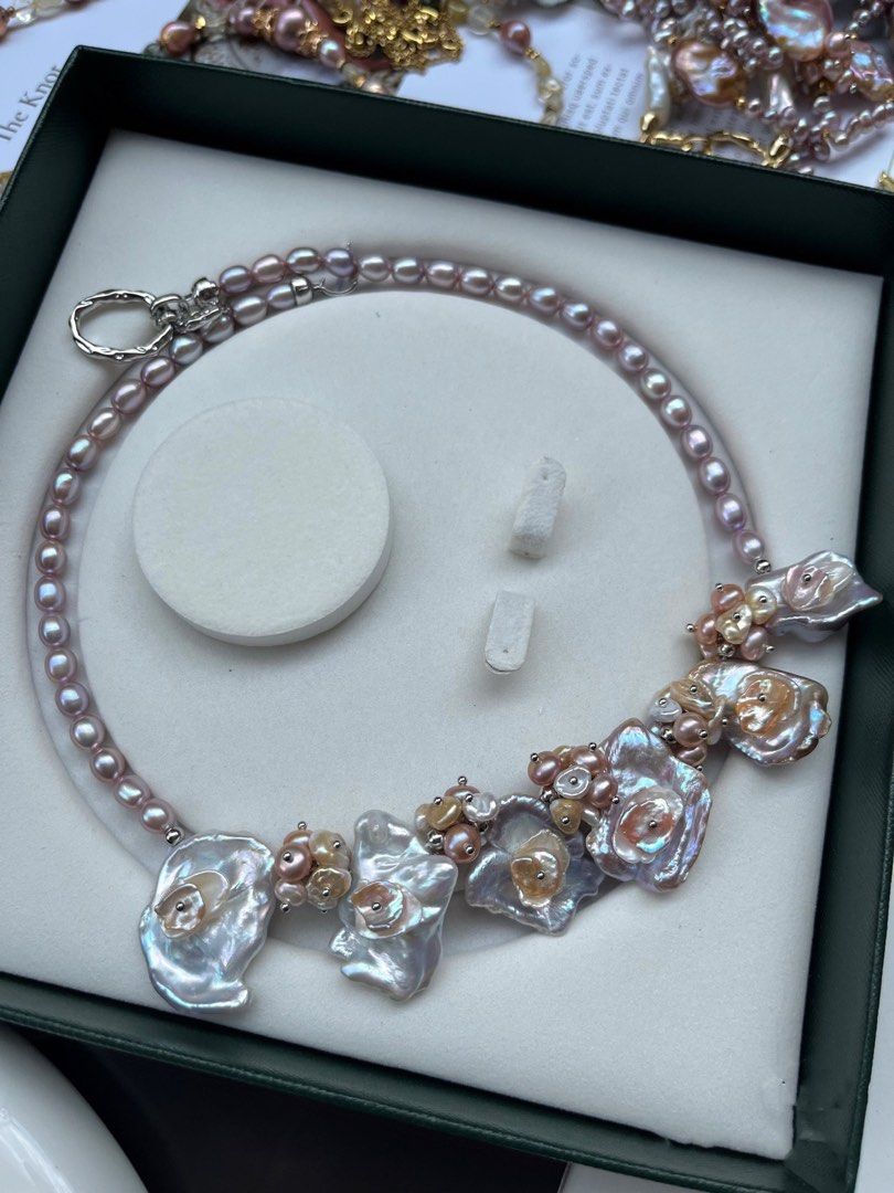 #PN168 [Floral Series] Genuine Freshwater Pearl Necklace |Irregular Baroque Pearl |Petals Pearls |Exaggeration|Mixed Colour