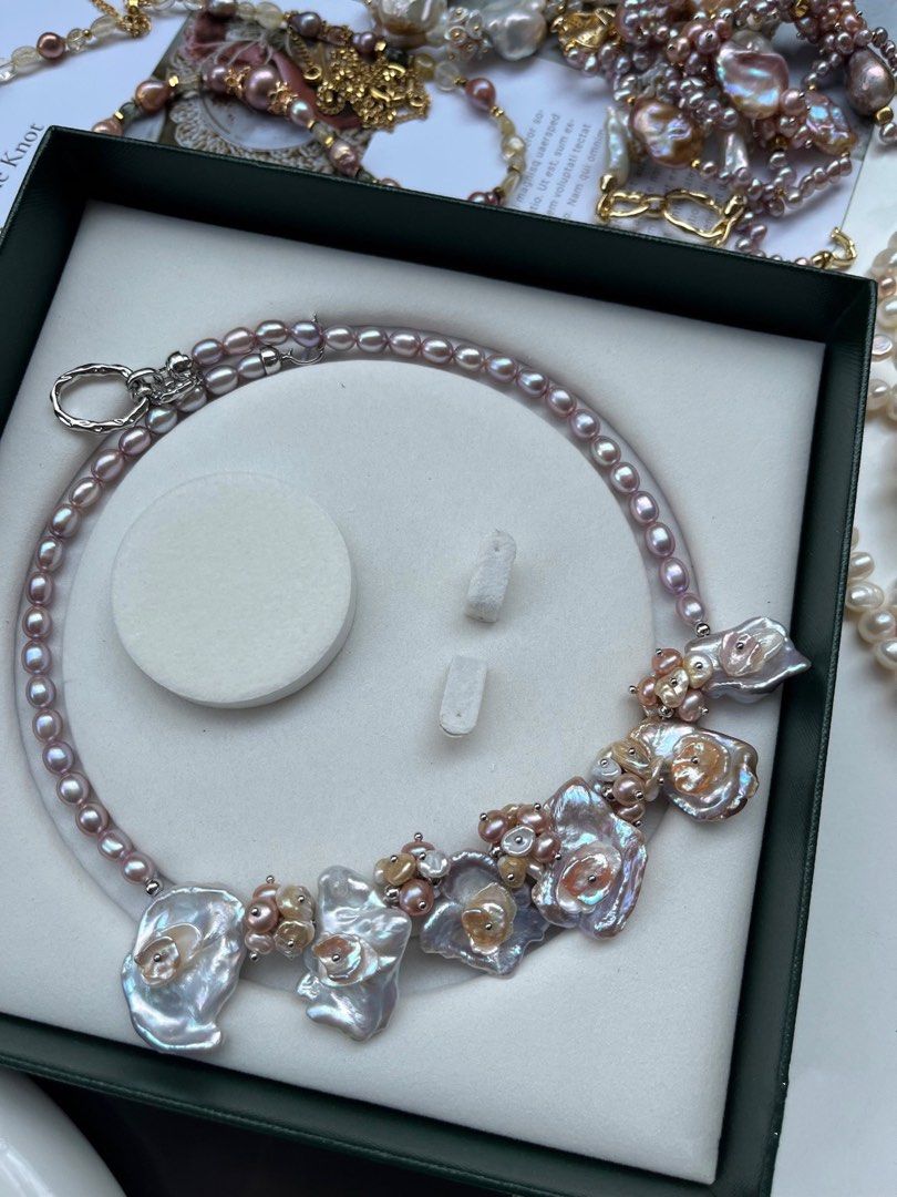 #PN168 [Floral Series] Genuine Freshwater Pearl Necklace |Irregular Baroque Pearl |Petals Pearls |Exaggeration|Mixed Colour