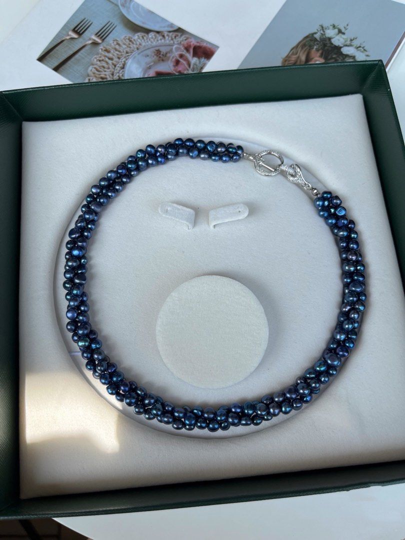 #PN79 [Halloween 🎃 Style] Dark Duchess| Mysterious Blue|Freshwater Pearl Necklace |Three Layers |Electro-treated Colour |Metallic