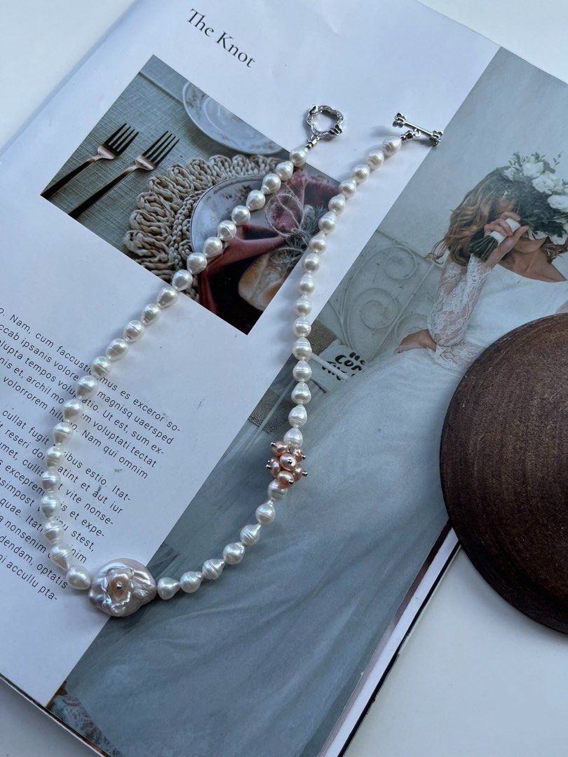 #PN28 [Floral Series] Handmade Freshwater Baroque Pearl Necklace |Petal-on-Pearl Design