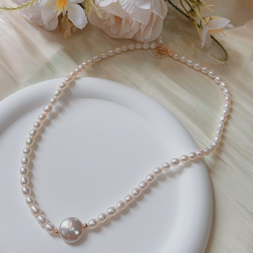 #PN121 [Minimalist] Genuine Freshwater Pearl Necklace | Small Rice Pearls| Buckle Pearl with Pink Lustre