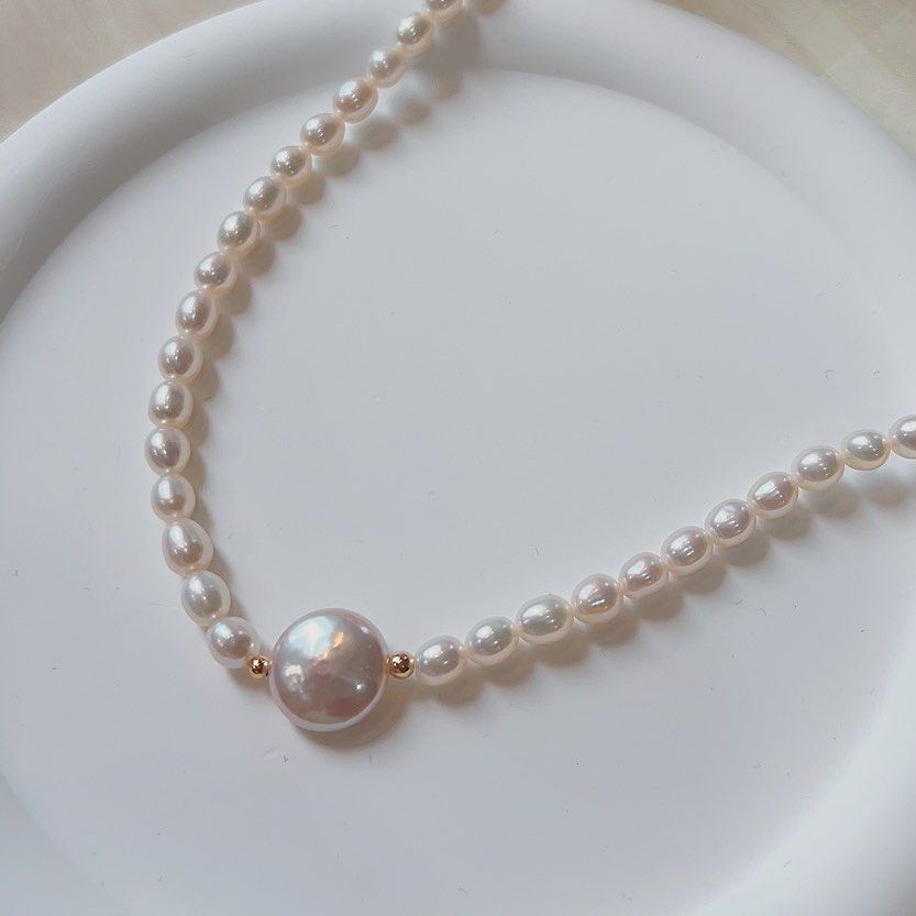 #PN121 [Minimalist] Genuine Freshwater Pearl Necklace | Small Rice Pearls| Buckle Pearl with Pink Lustre