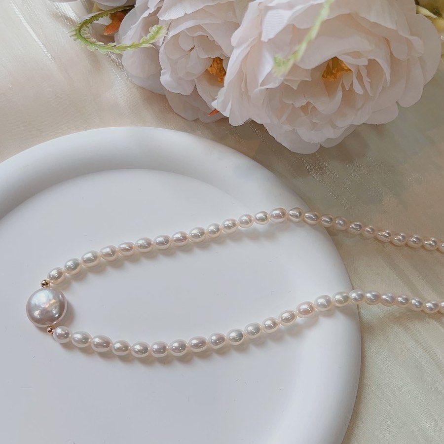 #PN121 [Minimalist] Genuine Freshwater Pearl Necklace | Small Rice Pearls| Buckle Pearl with Pink Lustre