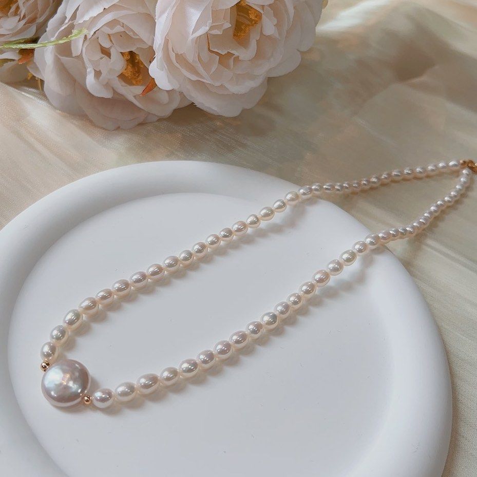 #PN121 [Minimalist] Genuine Freshwater Pearl Necklace | Small Rice Pearls| Buckle Pearl with Pink Lustre