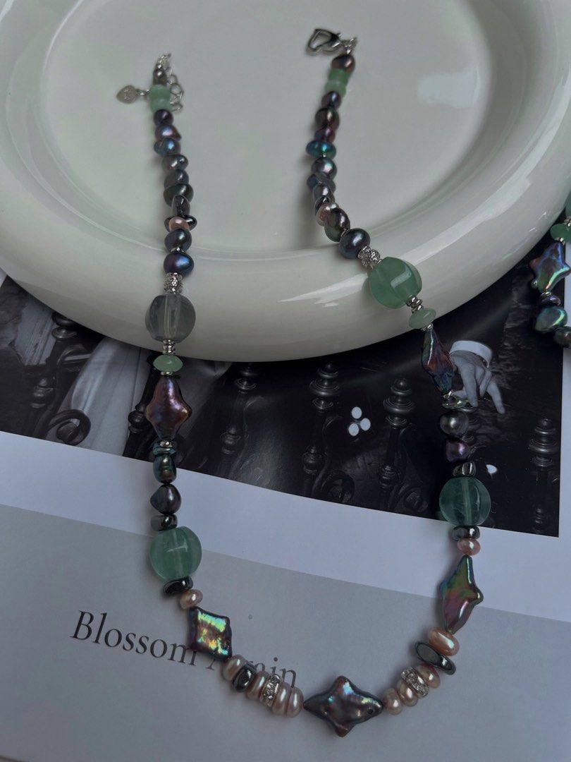 #PN80 [Sale]Summer Night “Star” Original Design Malachite Green Freshwater Pearl Baroque Necklace |Green Strawberry Crystal|Irradiation Colour