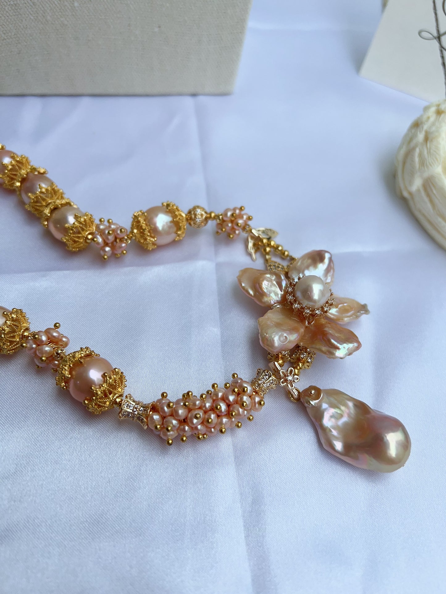 #PN1150 [Floral Series] Freshwater Pearl Necklace| 44.5cm| 43mm Big Petal Flower 🌺| 30mm Fishtail Baroque Pendant | 11-13mm Purple Baroque Pearl| Hardcore Industrial Style