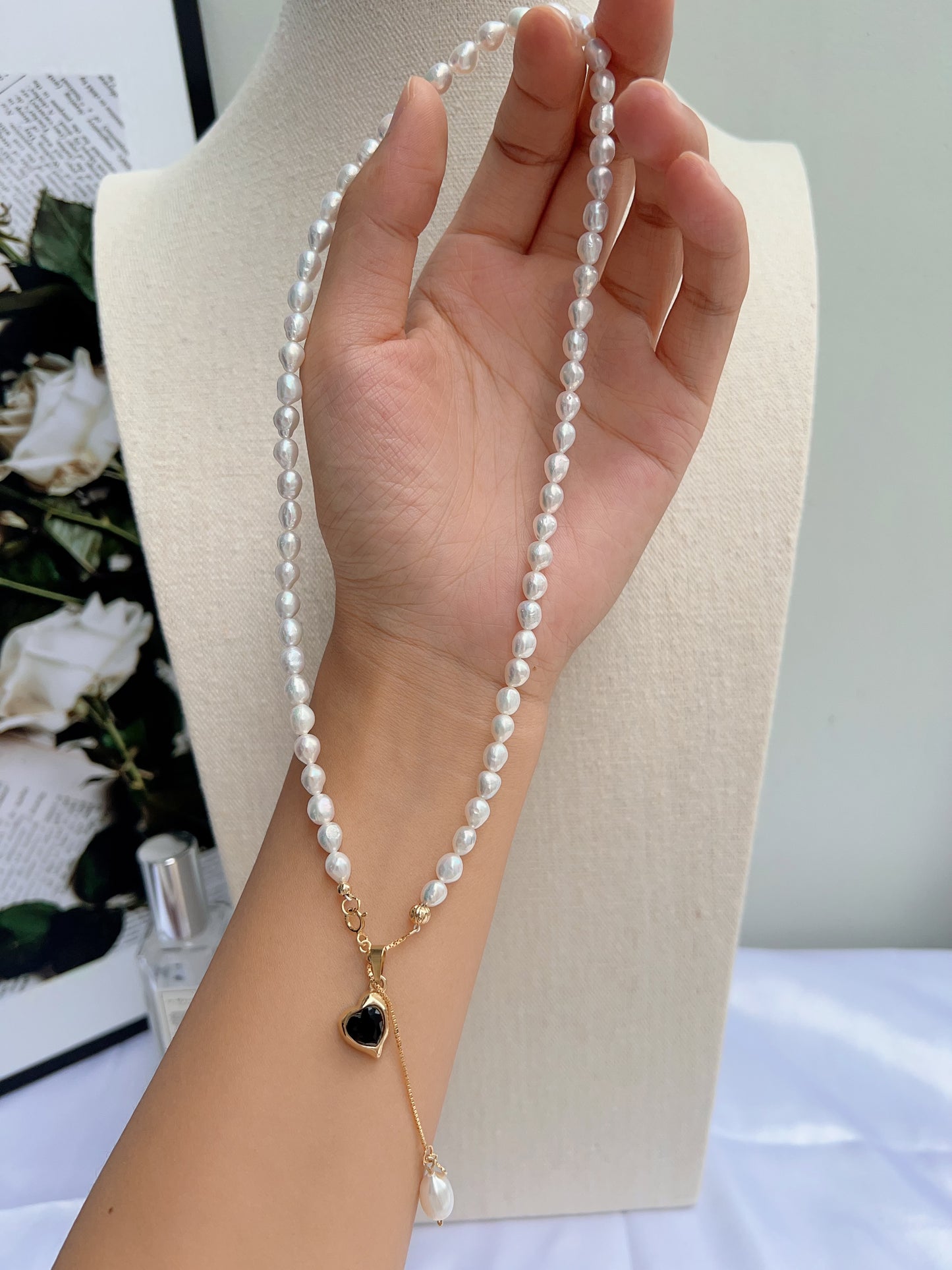 #PN1239 freshwater pearl necklace minimalist onyx lava heart pendant dangling pearl lustrous rice baroque pearl smooth surface coordinated shape