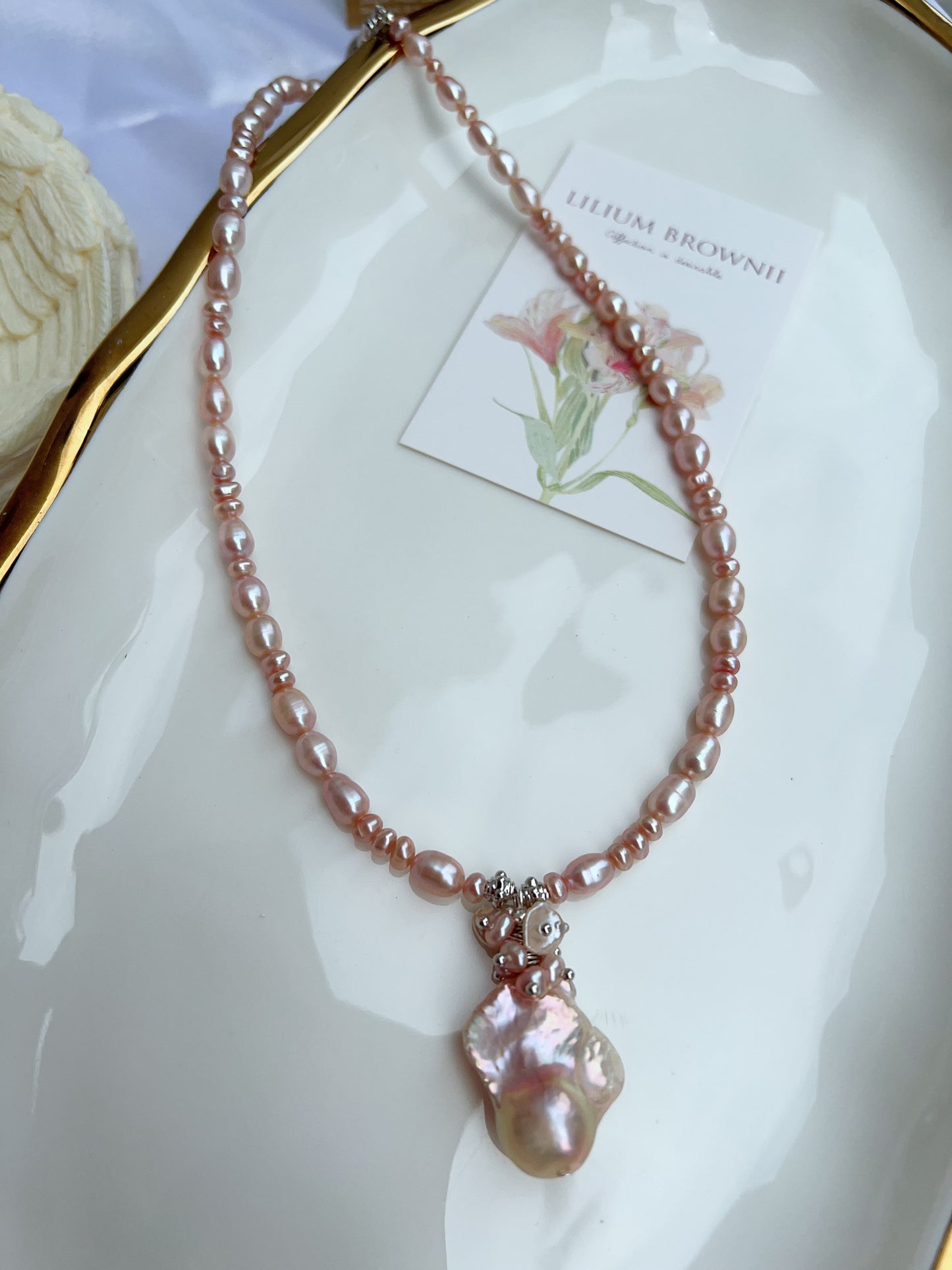 #PN1210 [Floral Series] freshwater pearl necklace chunky pink-golden rice pearls petal and fishtail baroque lustrous tail