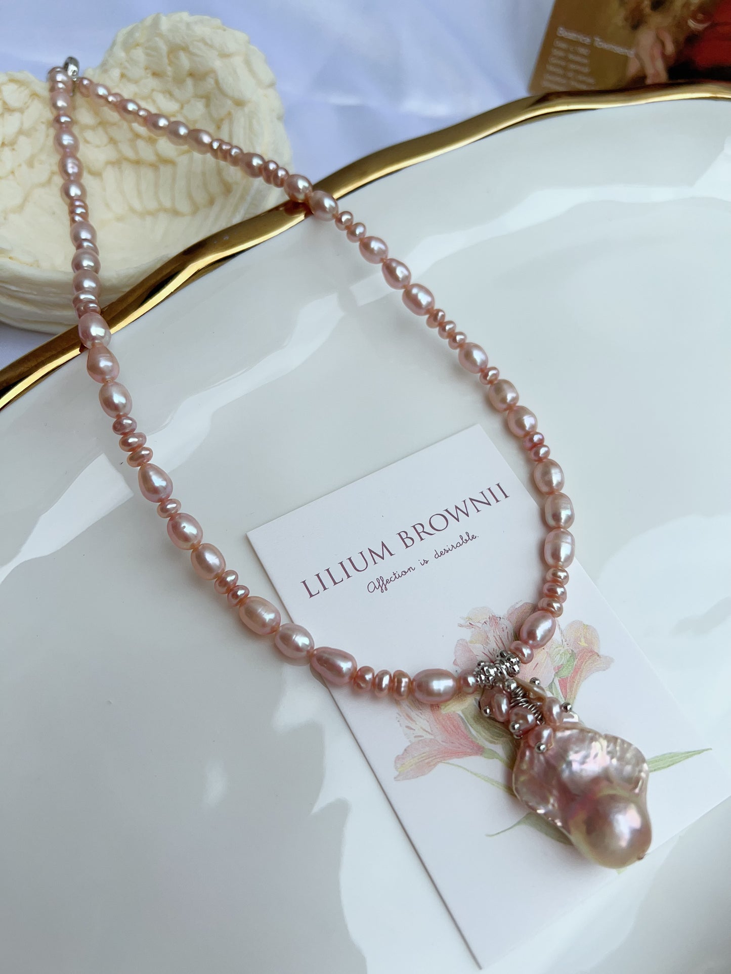 #PN1210 [Floral Series] freshwater pearl necklace chunky pink-golden rice pearls petal and fishtail baroque lustrous tail