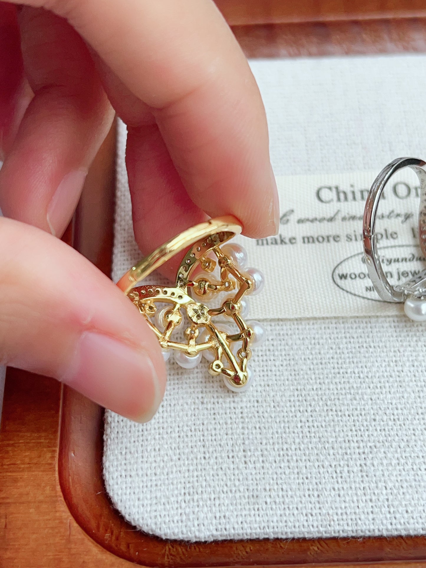 #PR01 freshwater pearl ring crown in castle design selected silver blue lustre & pink blue lustre pearls high quality