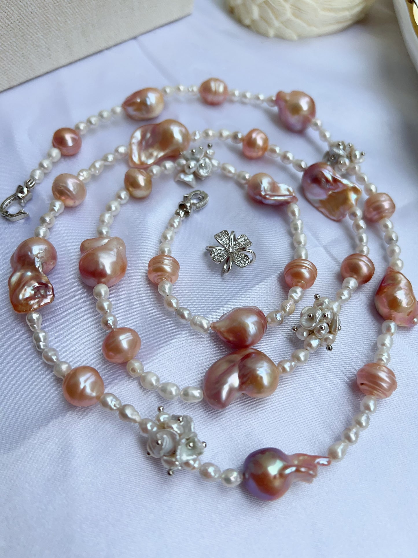 #PN1216 [Floral Series] freshwater pearl necklace multiple wearing ufo shaped baroque small fishtail baroque lustrous