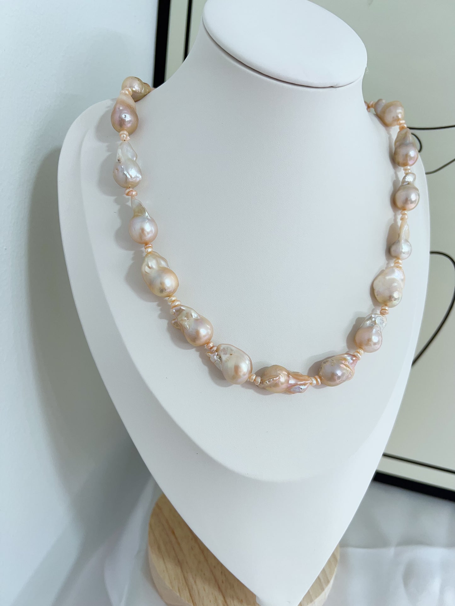 #PN1233 freshwater pearl necklace golden champagne lustre small-medium fishtail baroque smooth natural flaws value gem