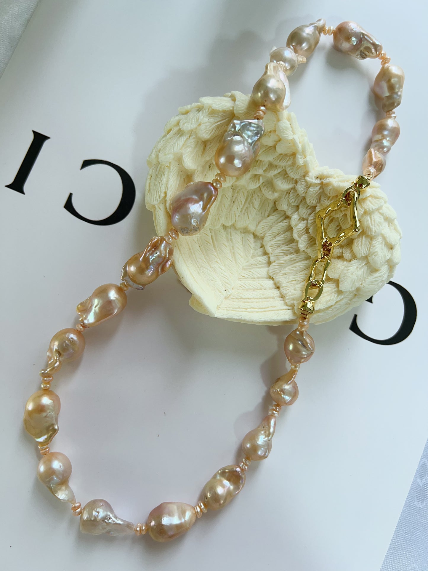 #PN1233 freshwater pearl necklace golden champagne lustre small-medium fishtail baroque smooth natural flaws value gem