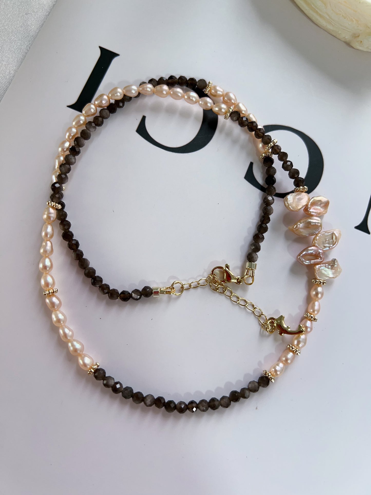 #PN1242 freshwater pearl necklace light gold rice pearl black spinel faceted lace design long petal pearl