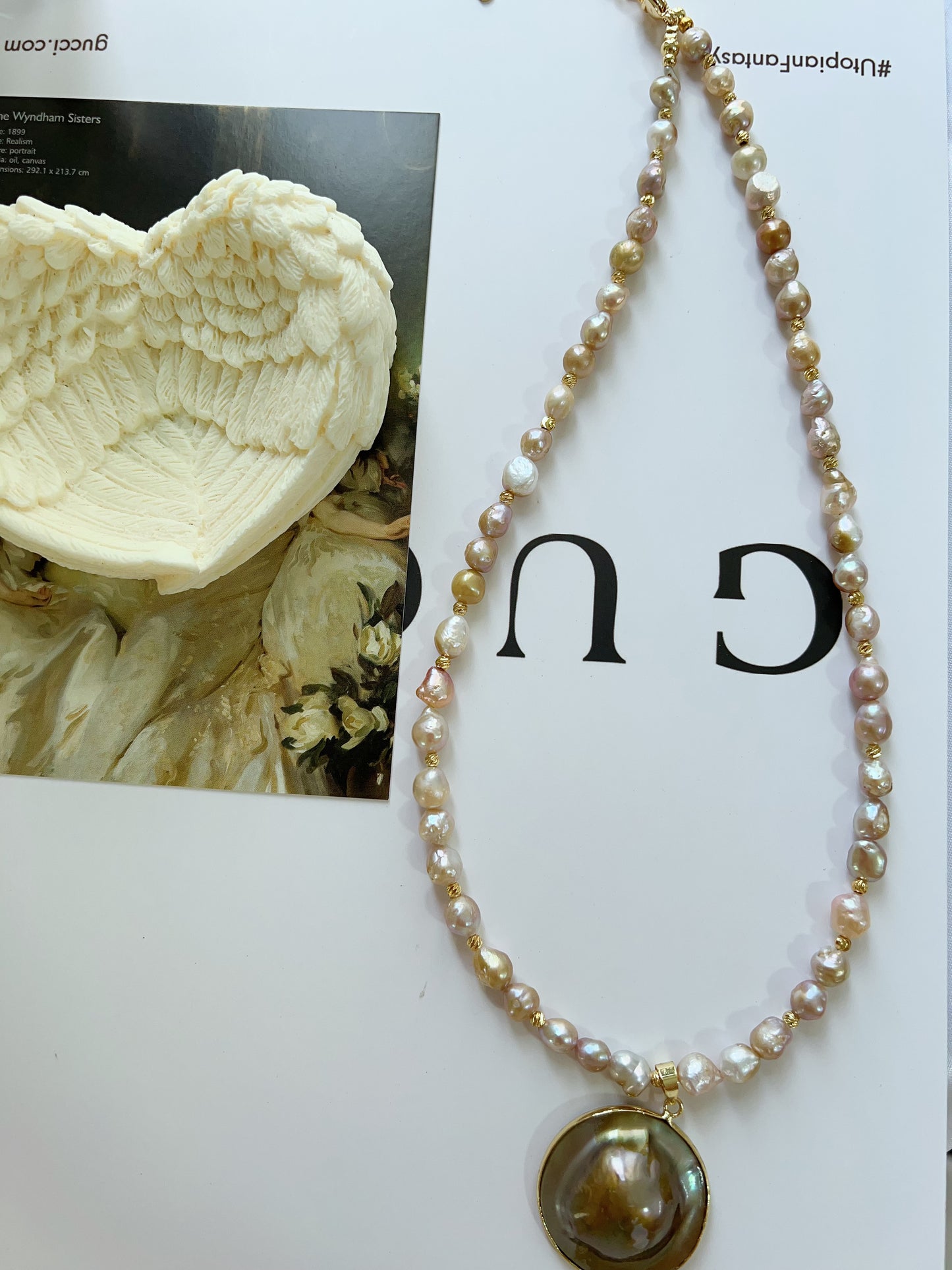 #PN1236 freshwater pearl necklace short version of ocean's heart Mabe pearl golden-green lustre rare