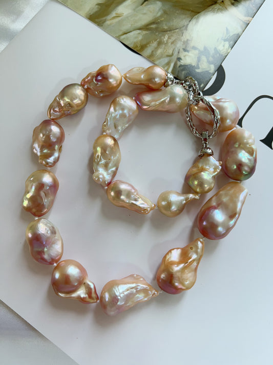#PN1243 freshwater pearl necklace big golden purple fishtail baroque pearl grey-ish lustre natural flaws superb lustre multi wear 53cm