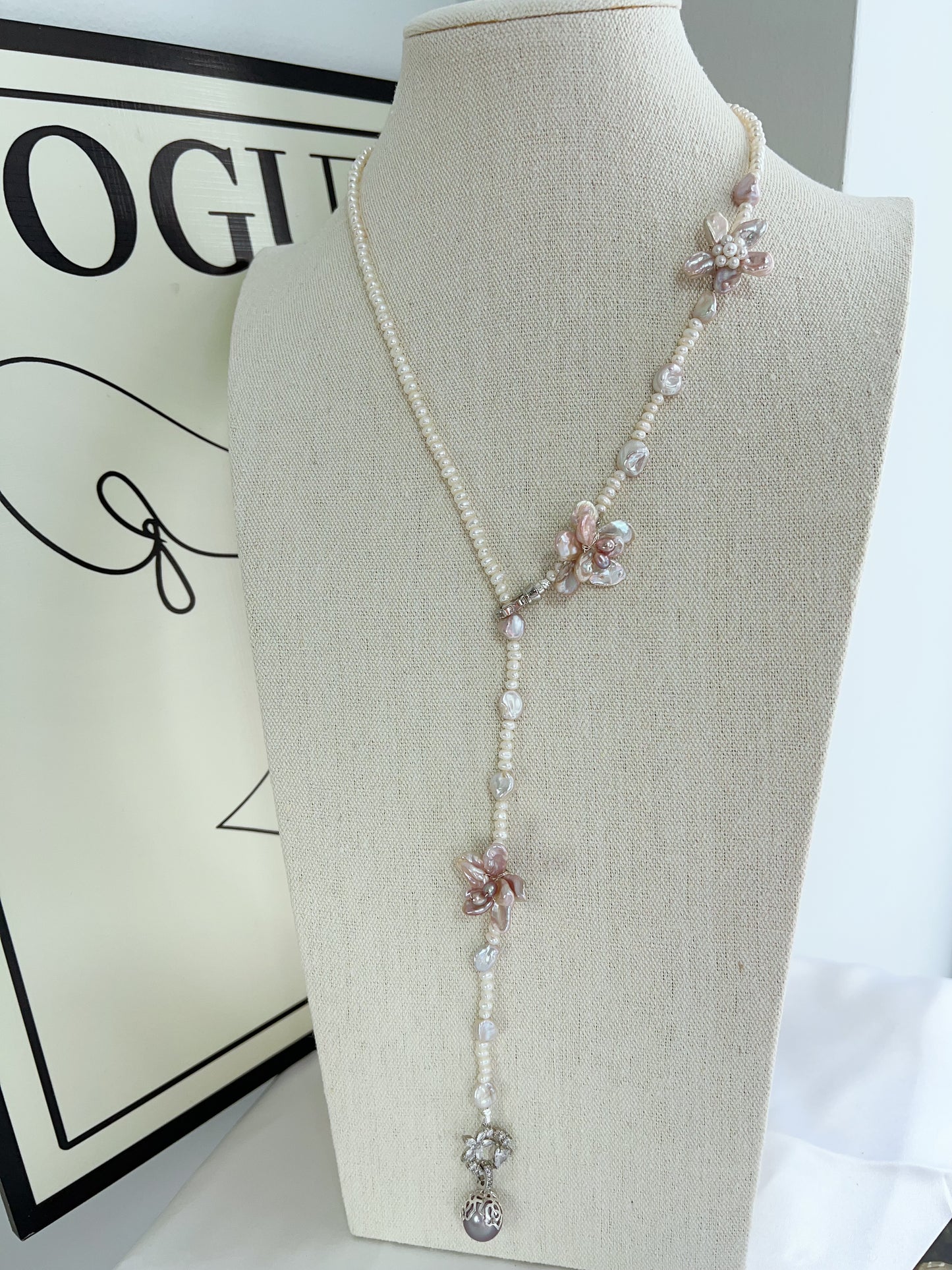 #PN1223 freshwater pearl necklace blossom pearls detachable avocado pendant 67 cm classic Y shape wearing