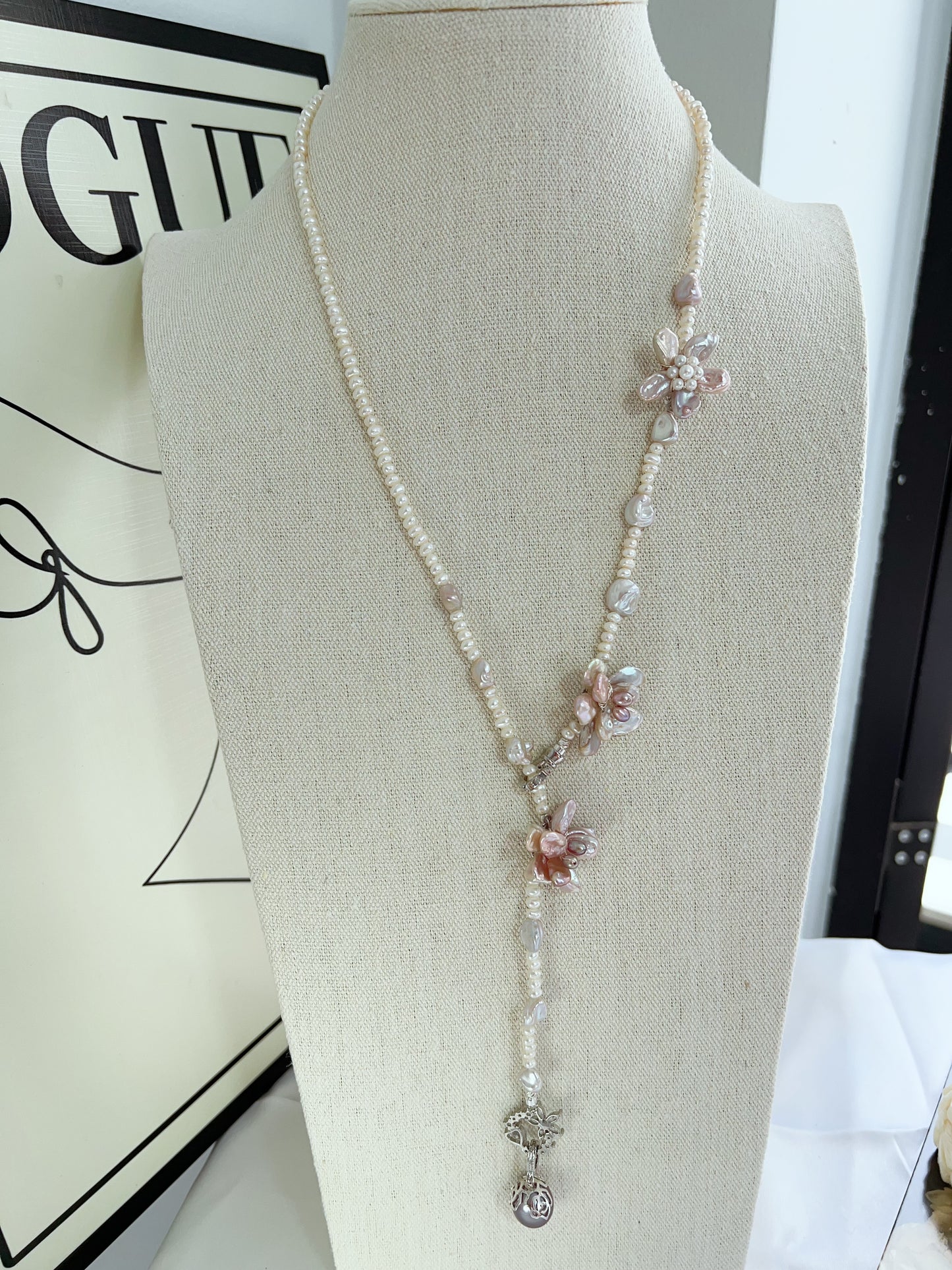 #PN1223 freshwater pearl necklace blossom pearls detachable avocado pendant 67 cm classic Y shape wearing