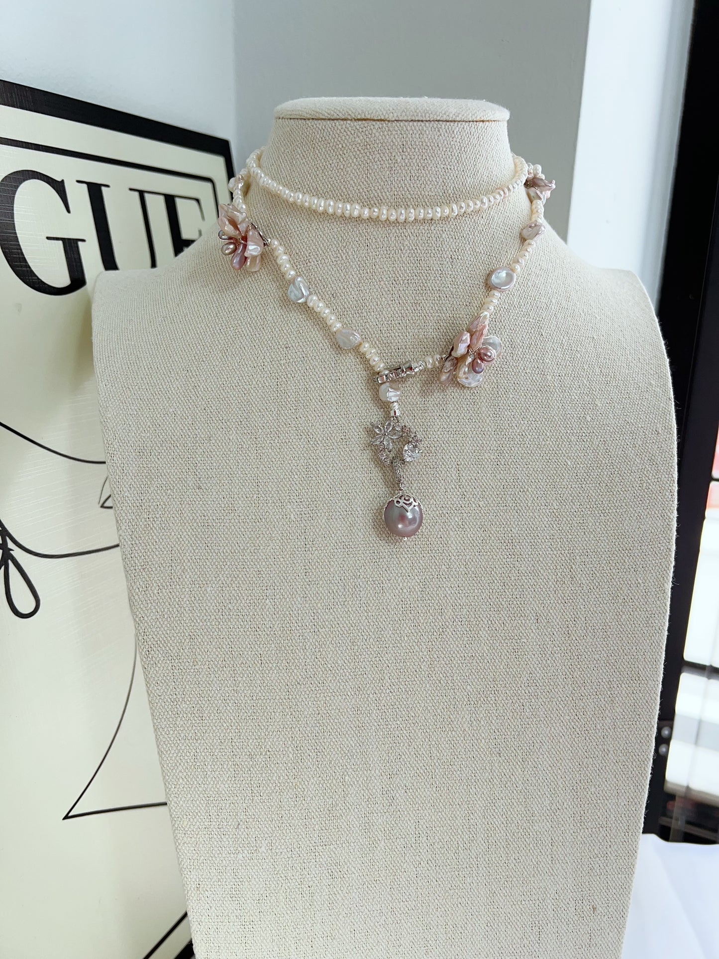 #PN1223 freshwater pearl necklace blossom pearls detachable avocado pendant 67 cm classic Y shape wearing