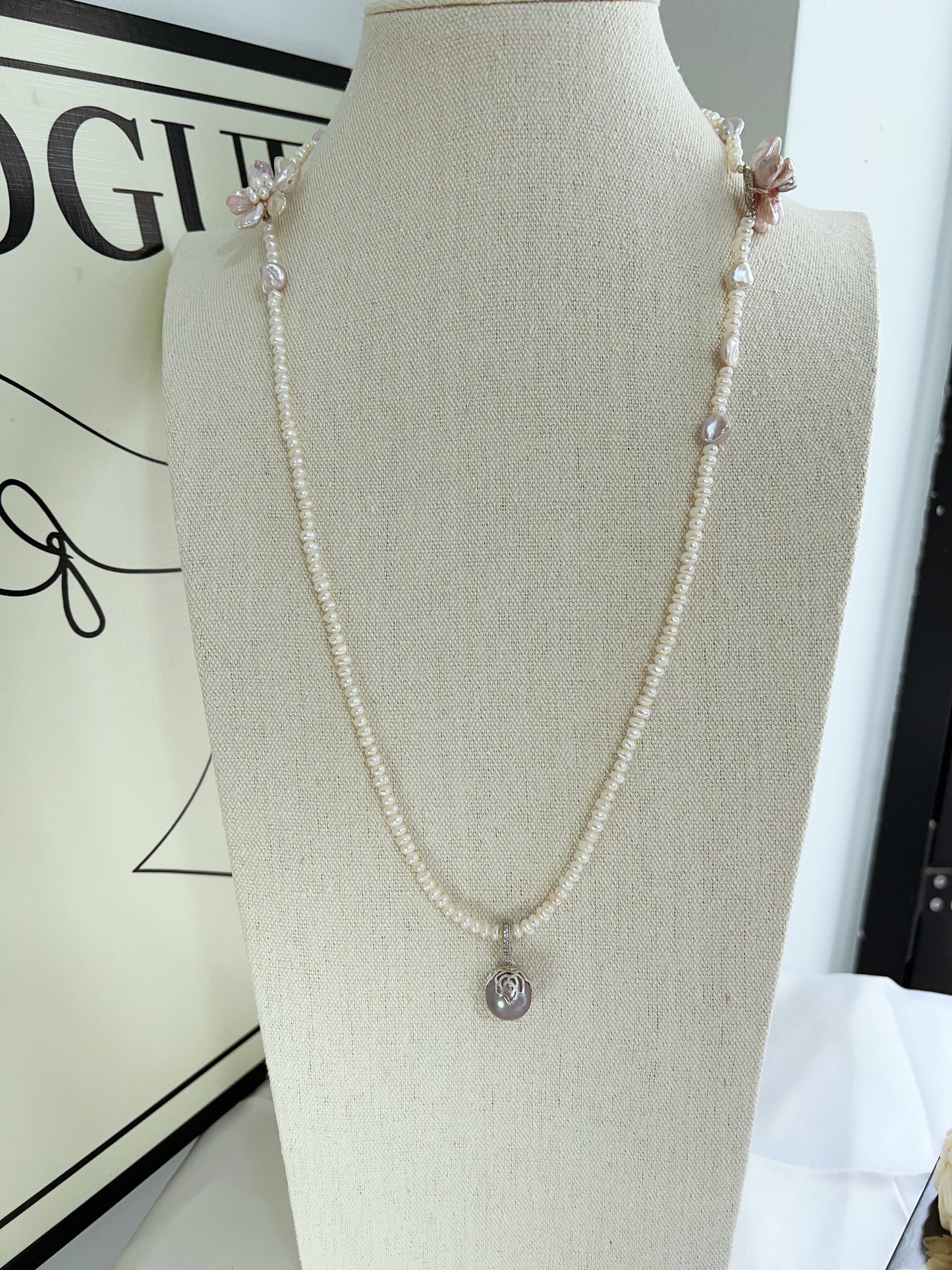 #PN1223 freshwater pearl necklace blossom pearls detachable avocado pendant 67 cm classic Y shape wearing