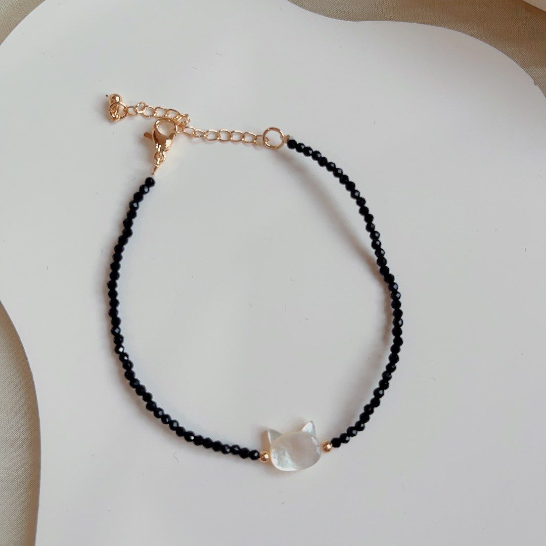 #PN598 Black Spinel & White Seashell Cat Head Necklace & Bracelet Set