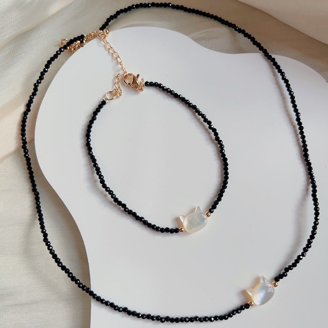 #PN598 Black Spinel & White Seashell Cat Head Necklace & Bracelet Set