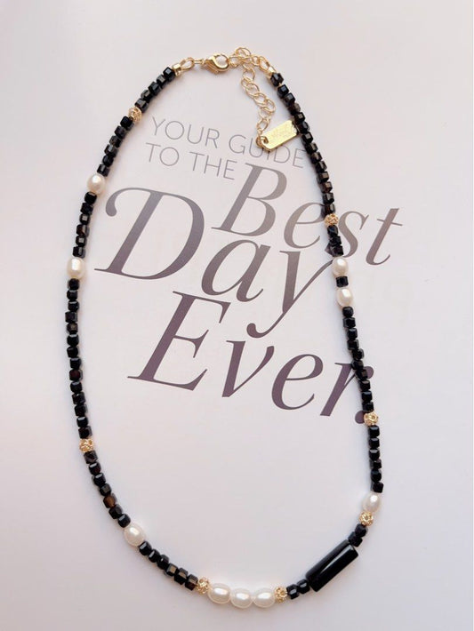 #PN508 [Sale] Elegant Simplicity| Freshwater Pearl & Black Spinel Necklace | Black Agate