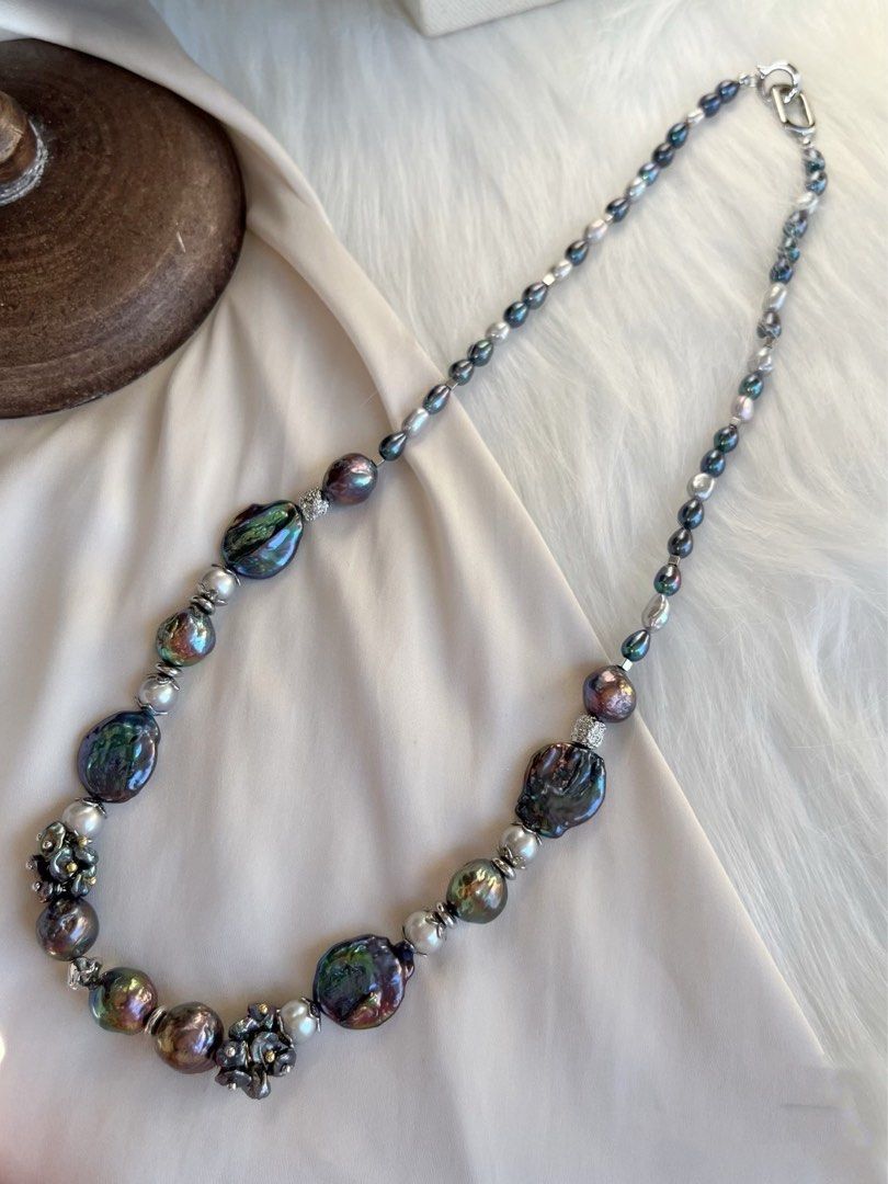 #PN472 [👻Halloween 🎃 ] [Floral Series] Black Duchess|Freshwater Pearl Necklace |Grey & Black Pearls |Electro-treated Colour |Lustrous|Baby Pearl Petals|60cm