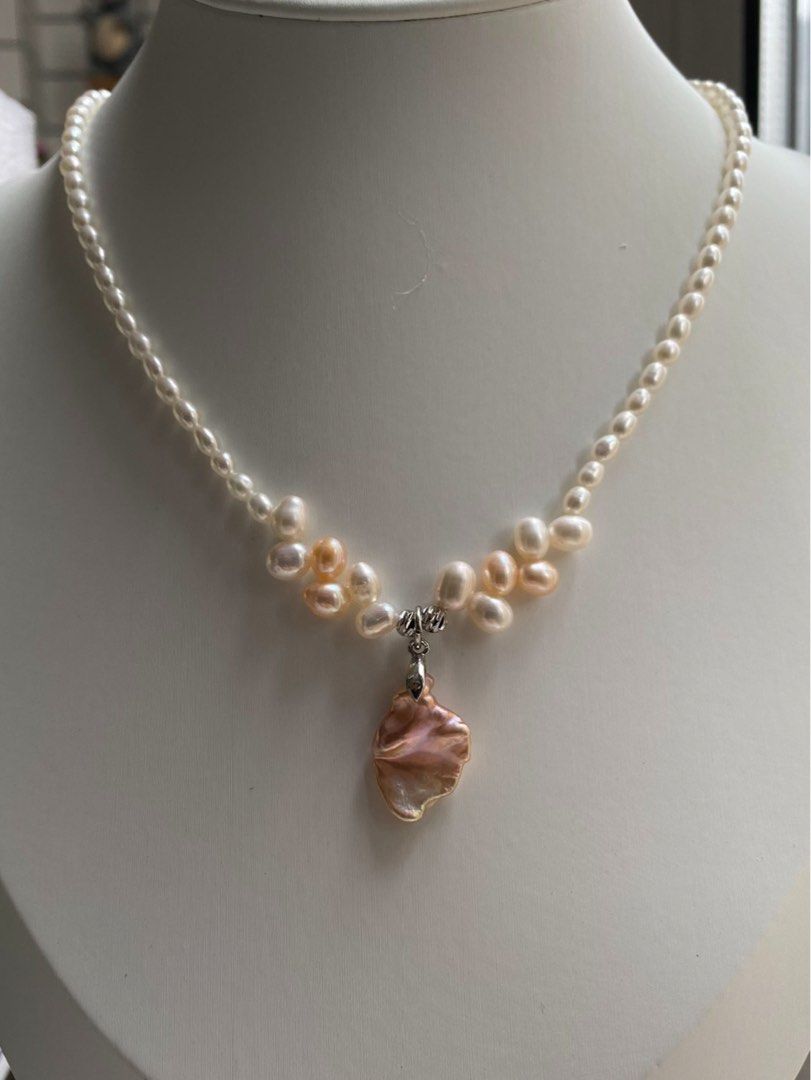 #PN582 [Clearance Sale] Freshwater Pearl Necklace |Flower Petal Pendant |Superb Lustre|Baby Pearls |Mixed Colour