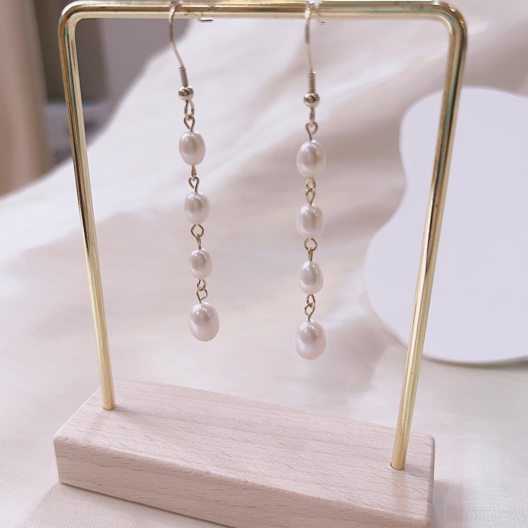 Genuine Freshwater Pearl Earrings White Rive Pearls Size Mixed