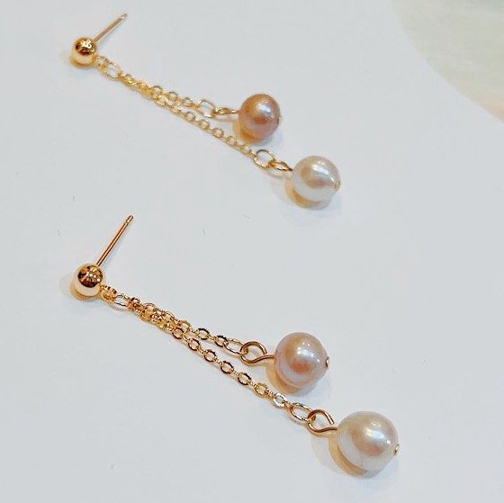 [Free Shipping] Genuine Freshwater Pearl Earrings White & Purple Pearls on Chains