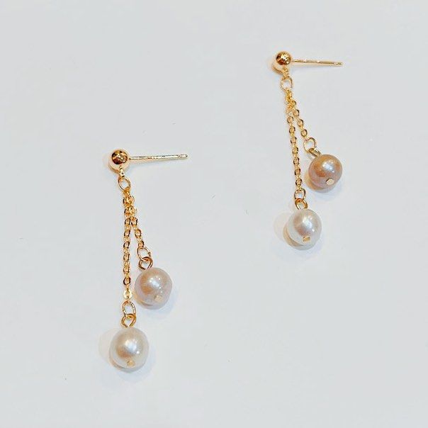 [Free Shipping] Genuine Freshwater Pearl Earrings White & Purple Pearls on Chains
