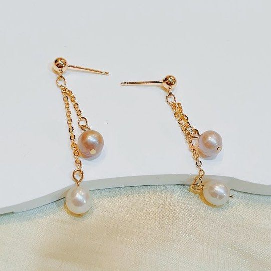 [Free Shipping] Genuine Freshwater Pearl Earrings White & Purple Pearls on Chains