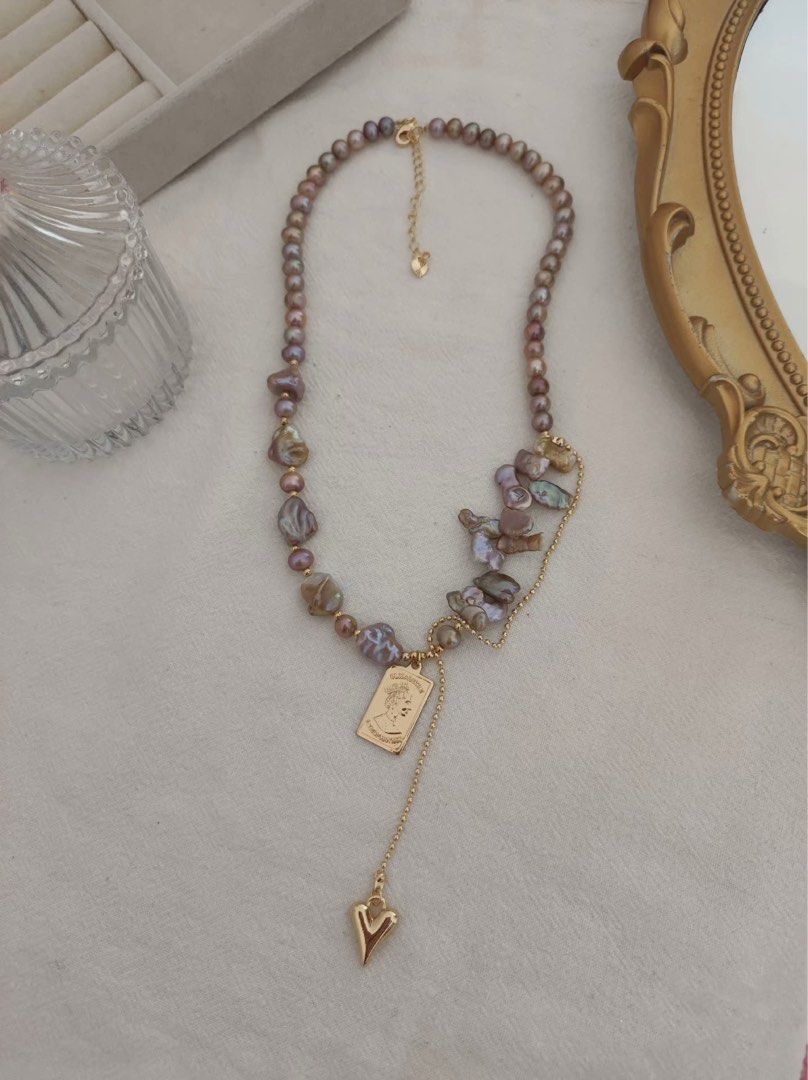 #PN520 [Clearance Sale] Heart on Plate|Freshwater Pearl Necklace |Lute Shaped Pearl |Irregular Baroque Pearl |Dark Golden-ish Purple |Dripping Heart
