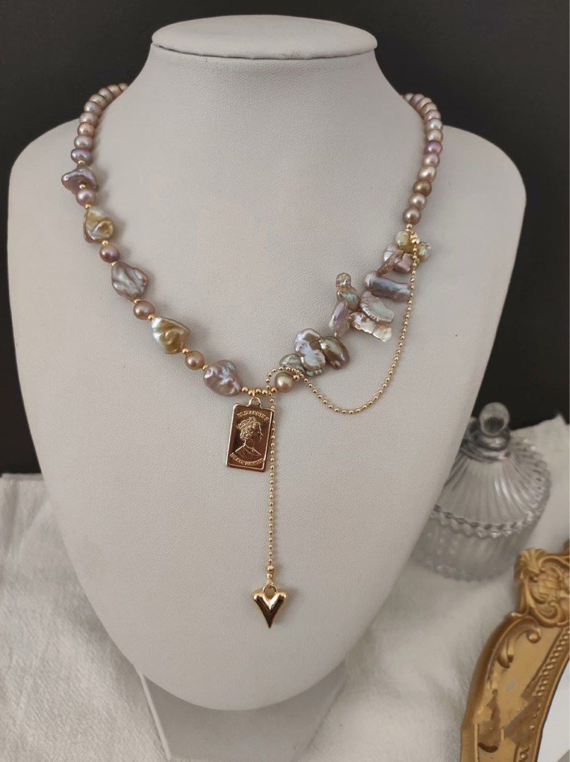 #PN520 [Clearance Sale] Heart on Plate|Freshwater Pearl Necklace |Lute Shaped Pearl |Irregular Baroque Pearl |Dark Golden-ish Purple |Dripping Heart