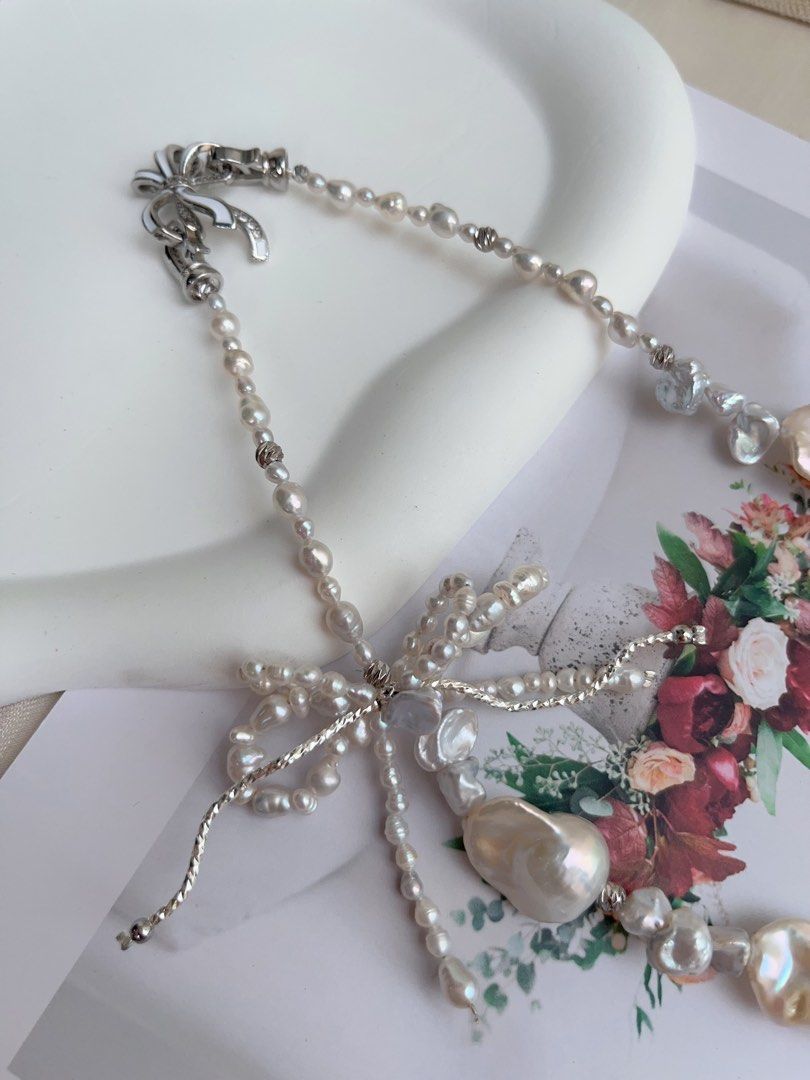 #PN1014 Freshwater Pearl Necklace | Butterfly 🦋 Loves Flowers 🌷 | Double Layer Ribbon 🎀 | Lustrous Fishtail Baroque | Silver Stone Pearl | 42cm| Gift Her Glam
